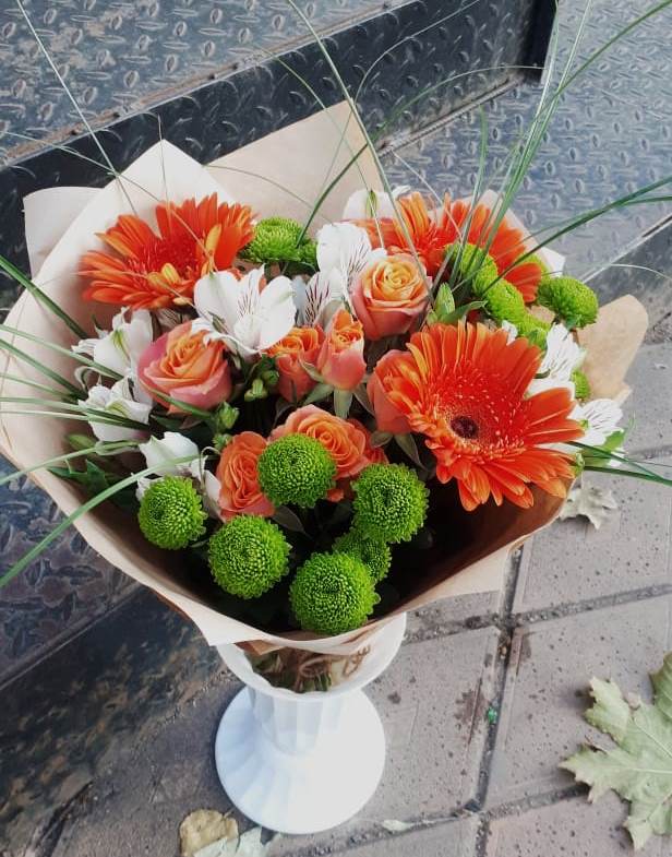 Букет цветов из: Герберы, Хризантемы, Альстромерии и Розы в Красносельском