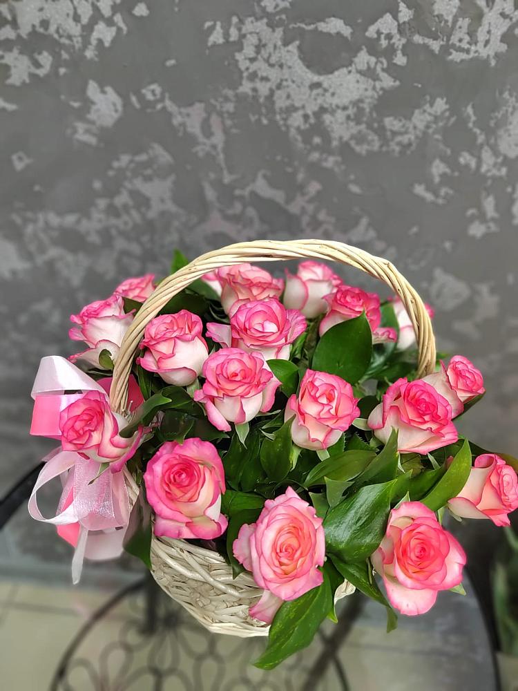 Цветочная композиция из Розы в корзине в Красносельском