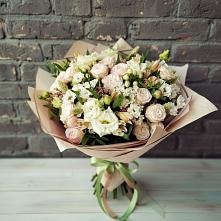 Букет цветов из:  Альстромерии, Розы и Хризантемы в Красносельском