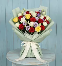 Букет цветов из:  Розы в Красносельском