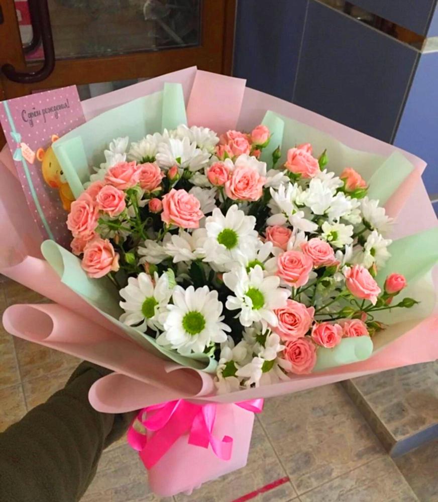 Букет цветов из: Розы и Хризантемы в Красносельском