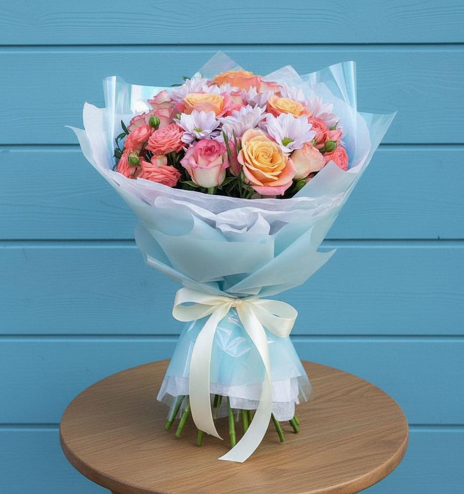 Букет цветов из: Хризантемы и Розы в Красносельском