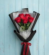 Букет цветов из:  Розы в Красносельском