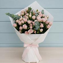 Букет цветов из:  Розы #REPLACE_PRED# Красносельском
