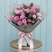 Букет цветов из:  Розы #REPLACE_PRED# Красносельском
